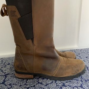 Brown Sorel boots size 9.5